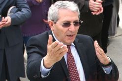 التماس عقوبة 10 سنوات حبسا نافذا لوالي المدية السابق مصطفى العياضي