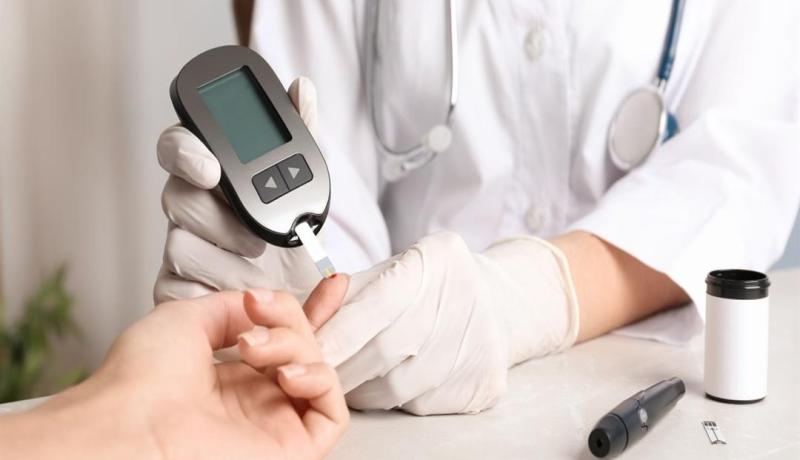 البروفيسور زعموش: السماح لمرضى السكري بالصوم في هذه الحالة