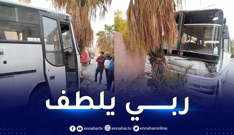 المغير.. 11 جريحا اثر اصطدام حافلة بشجرة