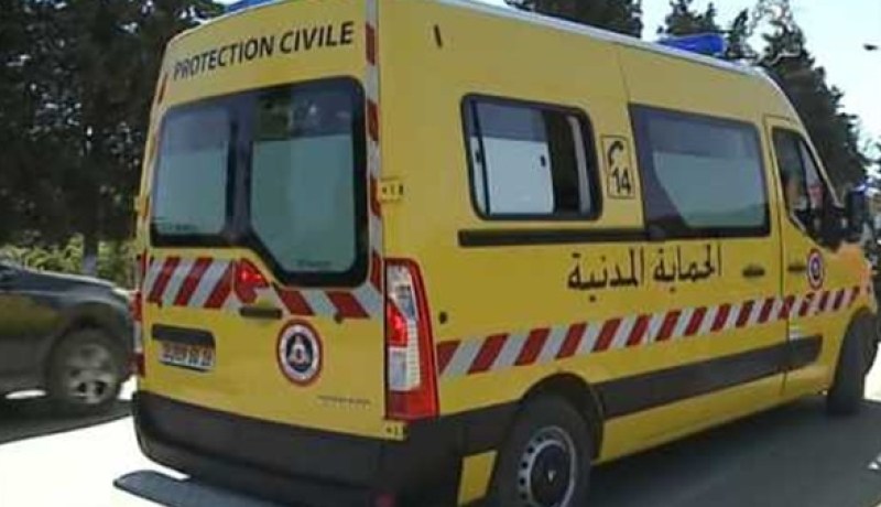 تلميذ بالمتوسط يطعن أستاذته بخنجر داخل القسم في ششار بخنشلة!