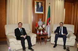 وزير الطاقة يستقبل سفير الصين لدى الجزائر وهذا ما دار بينهما