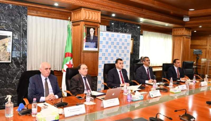 إنتاج الجزائر للنفط سيبلغ مليون و 13 ألف برميل في اليوم خلال شهر ماي