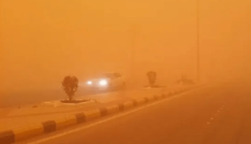 الرياح والغبار يؤجلان رحلتين من مطار بسكرة