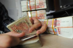موظف في “كناب” عين ولمان بسطيف يختلس أموال الزبائن ويفرّ إلى الخارج!