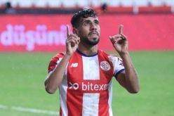 غشة: “متفائل بتأهل المنتخب الوطني إلى المونديال”