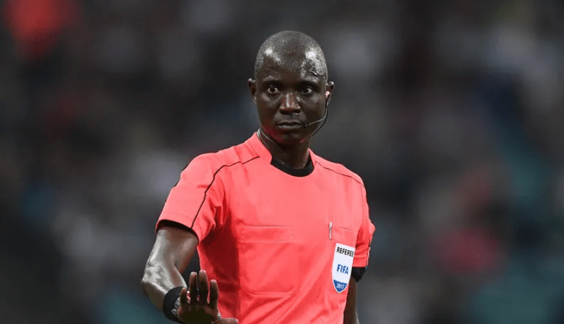 تعرّف على حكم لقاء الجزائر والكاميرون في إياب الدور الفاصل