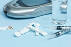 دراسة مشروع يهدف إلى التكفل بأمراض القلب والشرايين والسرطانات وداء السكري