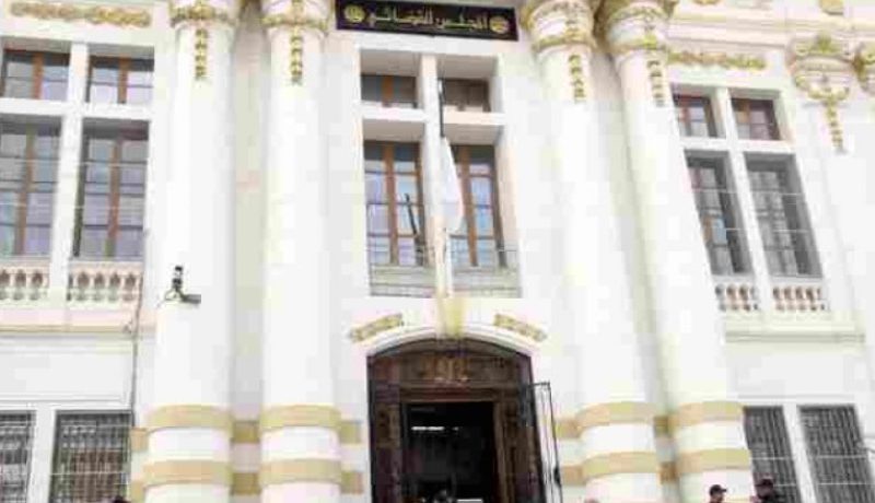 العثور على رخصة مرور شرطي داخل مطار العاصمة بحوزة بارون الكوكايين “طاكيشي”