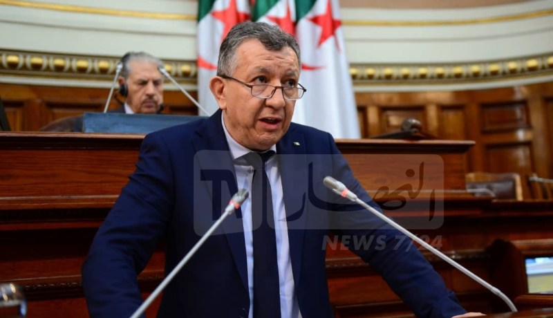 حسني: 500 مليون متر مكعب حجم المياه المستعملة المصفاة سنويا