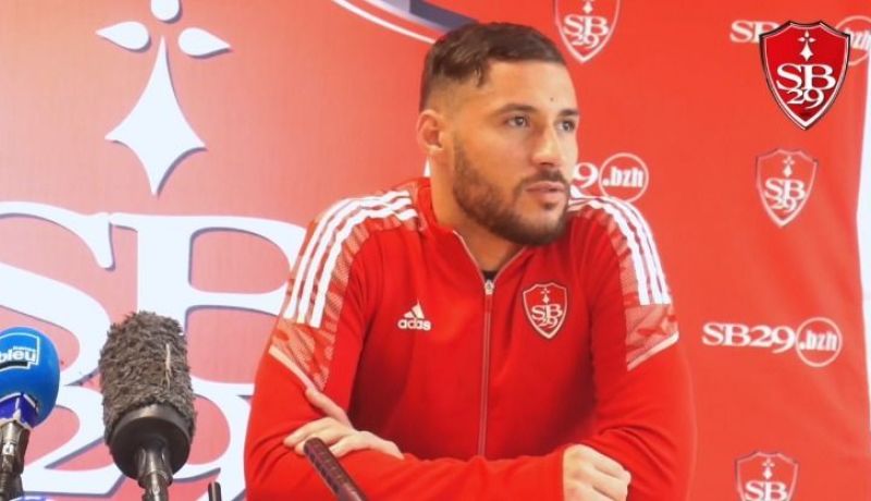 بلايلي مرشح للغياب عن مواجهة لانس