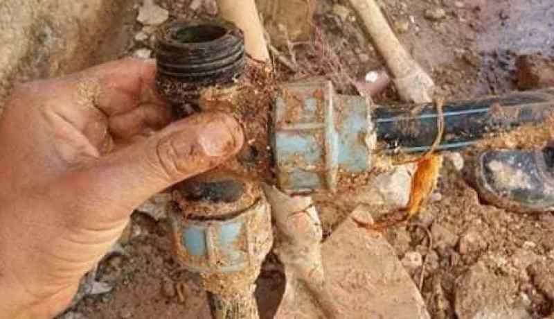 الشلف: الجزائرية للمياه تتدخل لقطع إيصال غير شرعي بحي البدر