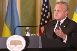 على خلفية وصف بوتين بـ”مجرم حرب”..روسيا تسدعي السفير الأمريكي!