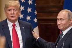 ترامب يطلب “طلبا غريبا” من بوتن بشأن بايدن