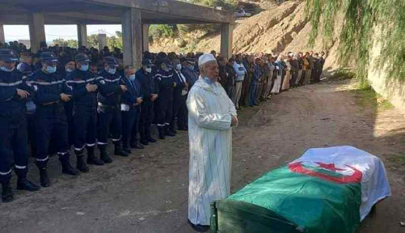الشلف: تشييع جنازة ثاني ضحية في حادث إحتراق مسكن بتنس