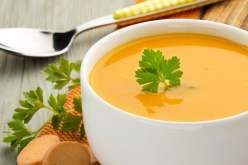 سوداني يحاول قتل زوجته بسبب شوربة عدس في فرنسا