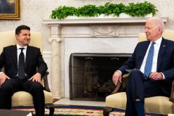 بايدن: لم يُتخذ بعد قرار زيارة مسؤول أمريكي رفيع لأوكرانيا