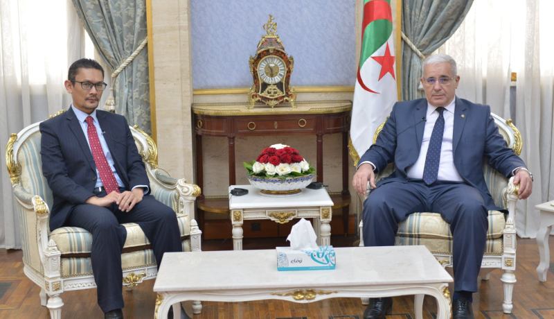 بوغالي يستقبل سفير ماليزيا وهذا مادار بينهما