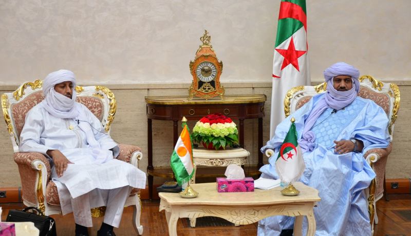 رئيس المجموعة البرلمانية للصداقة الجزائر – النيجر يستقبل نظيره النيجري