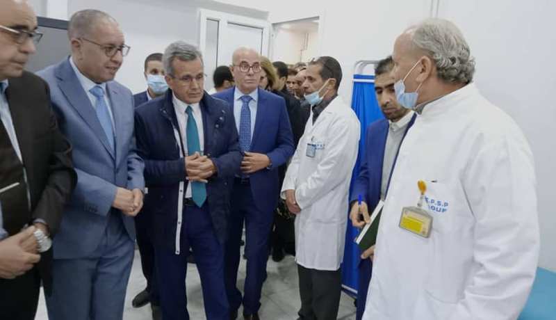 بن بوزيد يُعاين ويدشن منشآت صحية بمعسكر