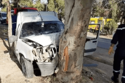 قتيلان و3 جرحى في إصطدام سيارة بشجرة في وهران