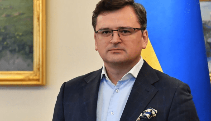 وزير الخارجية الأوكراني يعزي عائلة الطالب الجزائري محمد عبد المنعم طالبي