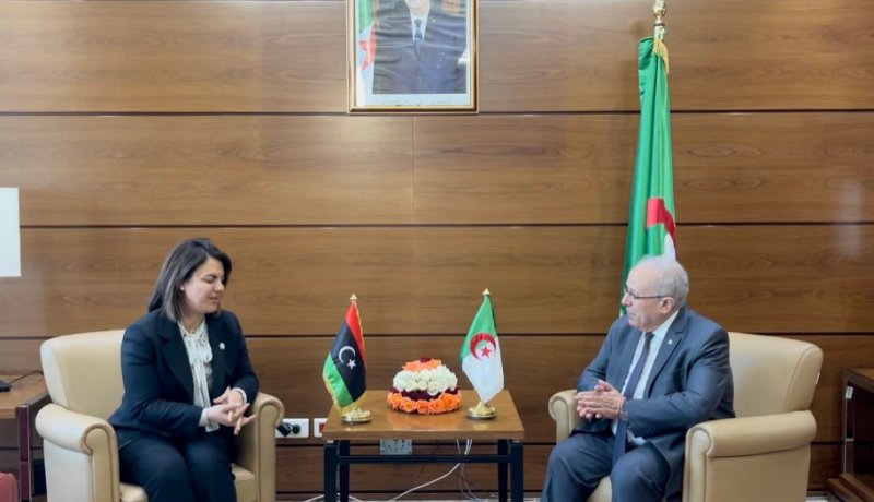 لعمامرة يستقبل وزيرة الخارجية والتعاون الدولي لدولة ليبيا