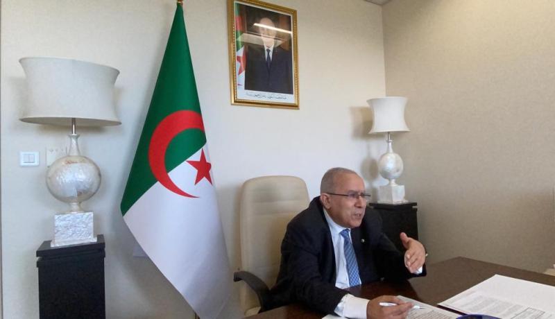 لعمامرة يُشارك في اجتماع وزاري بشأن الأزمة الأوكرانية