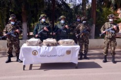 توقيف 13 عنصر دعم للإرهاب وضبط قنطاري مخدرات بالحدود مع المغرب