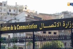 الرئيس تبون يأمر بتنظيم قطاع الاتصال وتعريف الصحفي المحترف بدقة