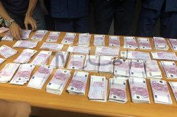 شرطة مطار هواري بومدين الدولي تحجز 123 ألف أورو