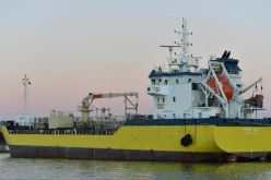 باخرة طولقة تتعرض إلى حادث تصادم مع باخرة فرنسية بميناء الجزائر