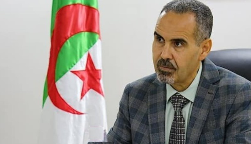 الوزير سبقاق يعزي في وفاة محمد عزوز