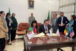توقيع اتفاقية بين الجزائر وأمريكا لصالح خريجي كلية الصيدلة