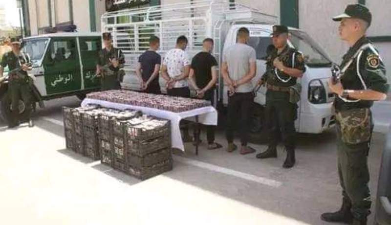 الوادي.. درك الحمراية يوقف 4 اشخاص ويحجز ازيد من 147 الف قرص مهلوس