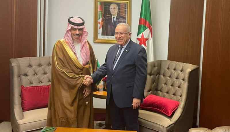 لعمامرة يستقبل نظيره السعودي الأمير فيصل بن فرحان