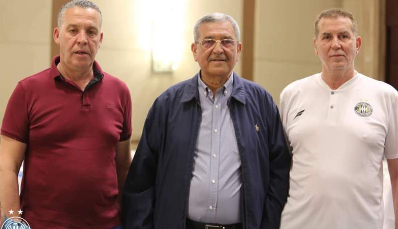 وفاق سطيف يحظى بزيارة سفير الجزائر بمصر حميد شبيرة
