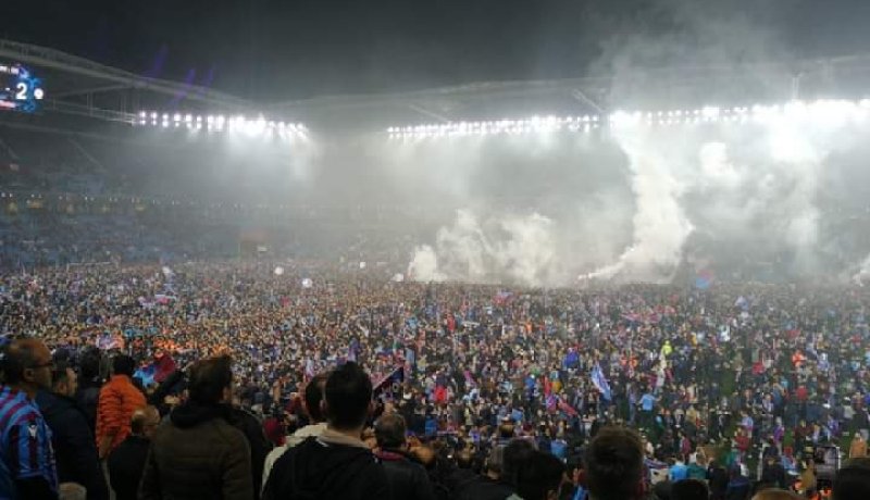 بالفيديو.. احتفالات خيالية لجماهير طرابزون باللقب بعد غياب 38 عام