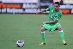 “الكاف” تُشيد بزياني وتصفه بالساحر