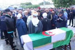 الفنان محمد حزيم يوارى الثرى بمقبرة عين البيضاء في وهران