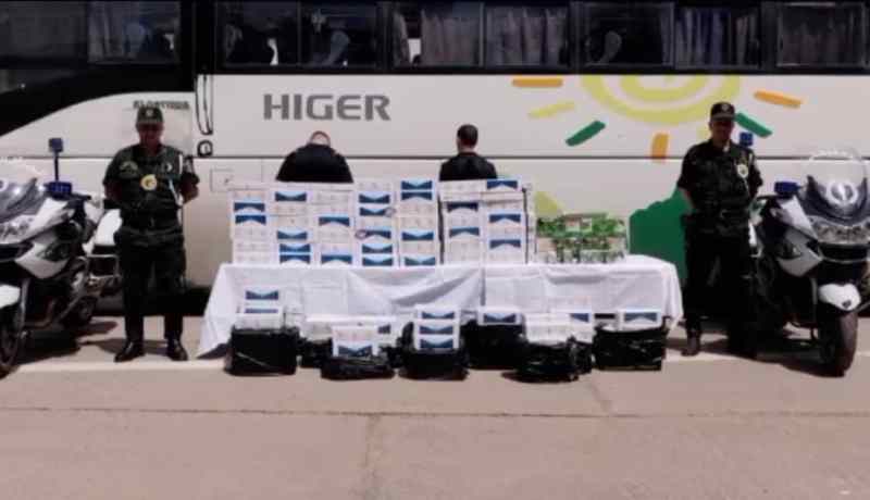 الدرك يحبط تهريب 7300 علبة سجائر أجنبية بوهران