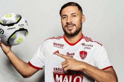 بلايلي أساسيا رفقة بريست أمام موناكو