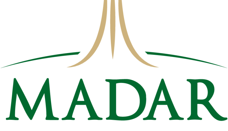 “مدار القابضة” تستحوذ على ثلث الأسهم في شركة “رونو الجزائر”