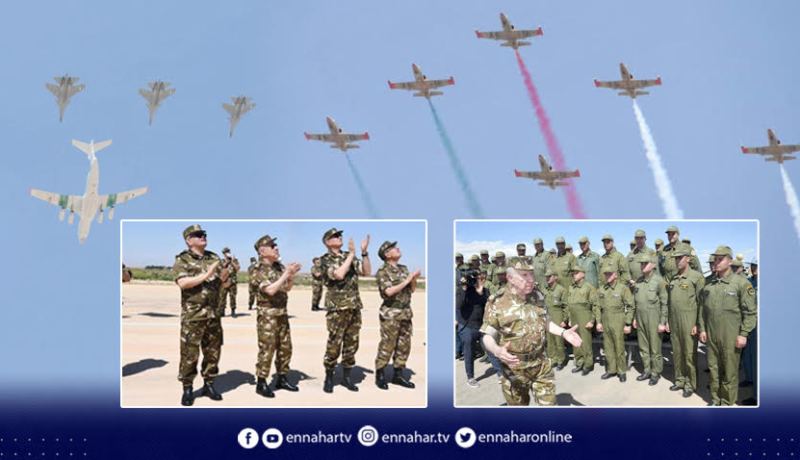 بالصور..الفريق شنقريحة يشيد وينوه بالاحترافية العالية التي تحلى بها  الطيارون في العرض الجوي