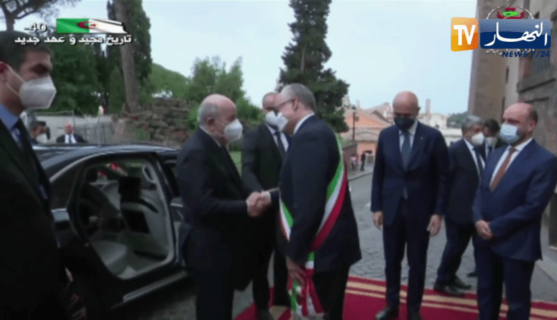 رئيس الجمهورية يقوم بزيارة إلى مقر بلدية روما بإيطاليا