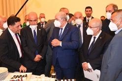 الرئيس تبون.. الكثير من الدول منشغلة بتوفير الخبز أما الجزائر تستمر في توزيع السكنات