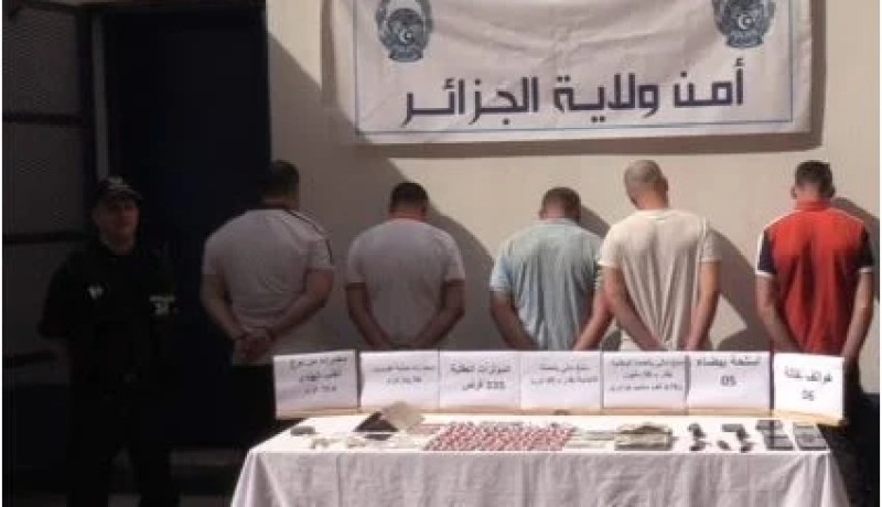 تفكيك شبكة إجرامية بالعاصمة وحجز أزيد من 24 كلغ من الكيف المعالج