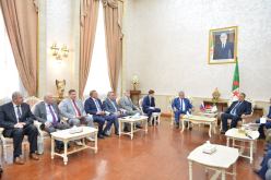 رئيس لجنة الدفاع والأمن بالمجلس الفيدرالي الروسي ينزل بالمجلس الشعبي الوطني