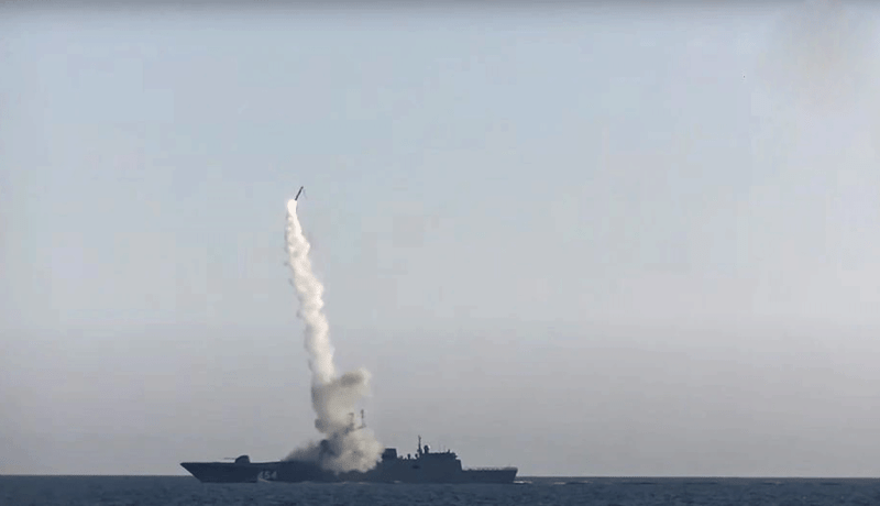 روسيا تختبر صاروخًا يفوق سرعة الصوت