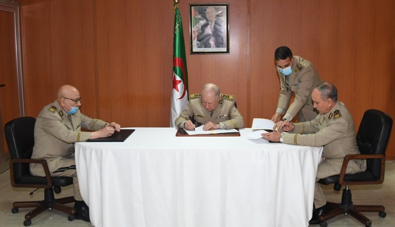 تنصيب اللواء جمال كحال مديرا عاما للوثائق والأمن الخارجي