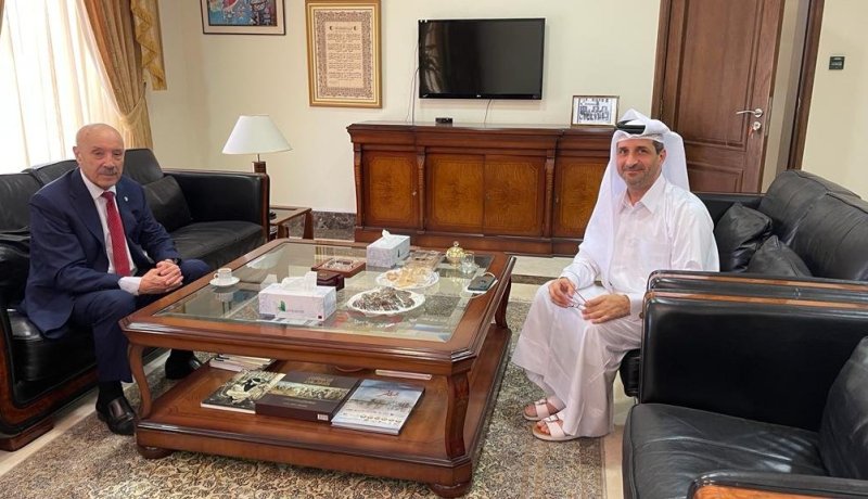 الجزائر تبحث سبل فتح مكتب للخطوط الجوية الجزائرية في قطر
